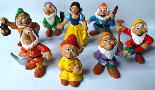 Figurines blanche neige - blanche,